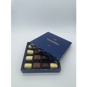 (NEU) Präsentbox blau Manon Café mit Nuss Kollektion - 16 Pralinen ca. 250 Gramm 