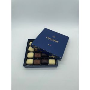 (NEU) Präsentbox blau Manon Café mit Nuss Kollektion - 16 Pralinen ca. 250 Gramm 